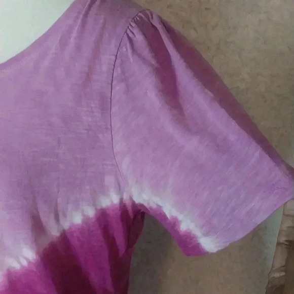 Short Bell Sleeve Scoop Neck Placement Tie Dye Knit Tee - Picture 6 of 8